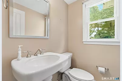 49 Edgewood Drive, South Windsor, CT 06074 - Photo 14