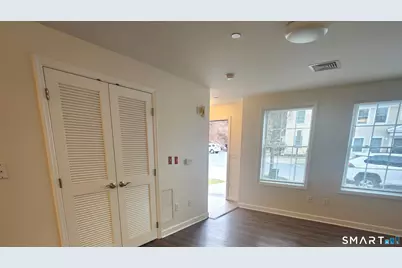 66 Stoneridge Circle, Stamford, CT 06902 - Photo 2