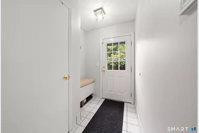 72 Sutton Drive East, Stamford, CT 06906 - Photo 20