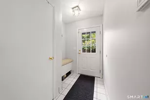 72 Sutton Dr E, Stamford, CT 06906 - Photo 20