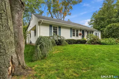 72 Sutton Drive East, Stamford, CT 06906 - Photo 4