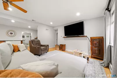 72 Sutton Drive East, Stamford, CT 06906 - Photo 10