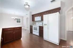 300 Ardsley Rd, Waterbury, CT 06708 - Photo 10