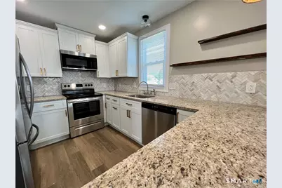 74 Ledyard Avenue, Groton, CT 06340 - Photo 4