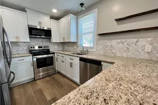 74 Ledyard Ave, Groton, CT 06340 - Photo 4