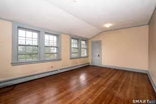 60 Bainbridge Rd, West Hartford, CT 06119 - Photo 26