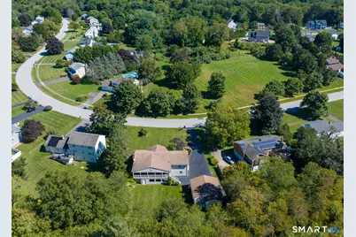 111 Woodfield Crossing, Glastonbury, CT 06033 - Photo 2