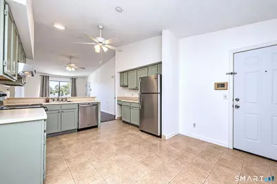 330 Savin Avenue #40, West Haven, CT 06516 - Photo 6
