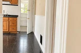 22 Ambrose Terrace, East Hartford, CT 06108 - Photo 6
