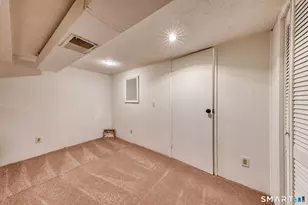 65 Brooklawn Dr, Meriden, CT 06450 - Photo 38