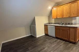 210 Prospect Ave, Shelton, CT 06484 - Photo 10