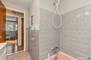 51 Meadow Park Dr, Milford, CT 06461 - Photo 24