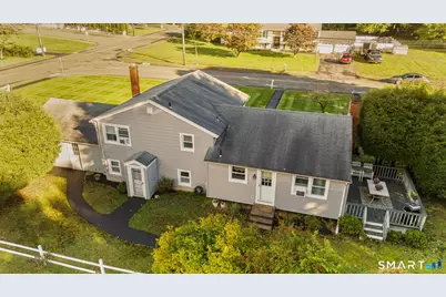 2 Surrey Drive, North Haven, CT 06473 - Photo 6