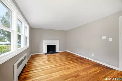 140 Matianuck Avenue, Windsor, CT 06095 - Photo 8