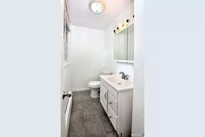 21 Emma Street, West Haven, CT 06516 - Photo 28