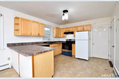 21 Emma Street, West Haven, CT 06516 - Photo 12