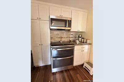 24 Broadway Av Extension, Stonington, CT 06355 - Photo 8