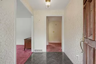 7 Clearview Dr, Woodbridge, CT 06525 - Photo 4