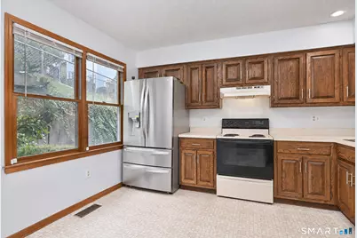 55 Mill Plain Road #9-2, Danbury, CT 06811 - Photo 2