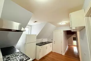 73 Vine St, Bridgeport, CT 06604 - Photo 2
