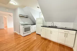 73 Vine St, Bridgeport, CT 06604 - Photo 1