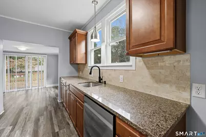 72 Baker Avenue, Groton, CT 06340 - Photo 8
