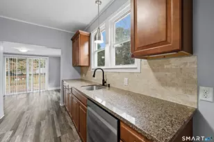 72 Baker Ave, Groton, CT 06340 - Photo 8