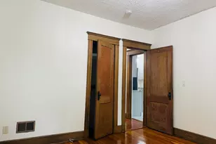 17 Cottage St, New Haven, CT 06511 - Photo 12