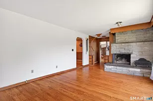 10 Horseshoe Dr, Danbury, CT 06811 - Photo 8