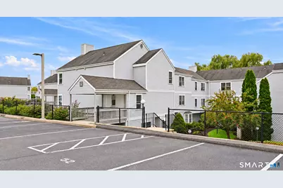 55 Mill Plain Road #32-1, Danbury, CT 06811 - Photo 30