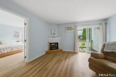 55 Mill Plain Road #32-1, Danbury, CT 06811 - Photo 14