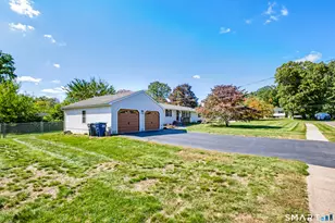 25 Balsam Rd, Wallingford, CT 06492 - Photo 2