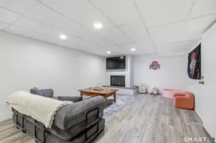 95 Moravia Rd, Avon, CT 06001 - Photo 24