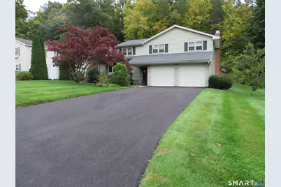 11 Franklin Circle, Newington, CT 06111 - Photo 1