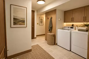 21 Platt St, Ansonia, CT 06401 - Photo 34