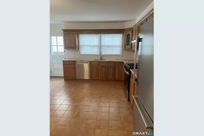 24 Mayflower Avenue, Stamford, CT 06906 - Photo 6