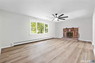 32 Woodhaven Dr, Burlington, CT 06013 - Photo 6