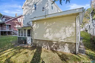 25 Gilman St, Putnam, CT 06260 - Photo 4
