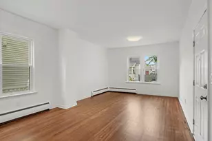 28 E Walnut St, Stamford, CT 06902 - Photo 4