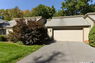 2 Heritage Crest, Southbury, CT 06488 - Photo 1