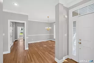 10 Chelsea Pl, Avon, CT 06001 - Photo 4