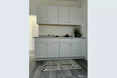 916 Middle Street, Bristol, CT 06010 - Photo 10