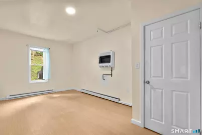 170 Meriden Road, Waterbury, CT 06705 - Photo 12