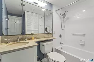 114 Rowayton Woods Dr, Norwalk, CT 06854 - Photo 18
