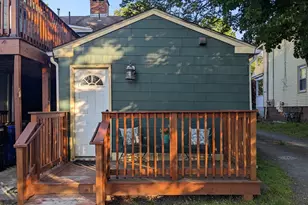 158 College St, Middletown, CT 06457 - Photo 1