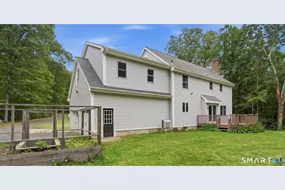 25 Carriage Drive, East Hampton, CT 06424 - Photo 6
