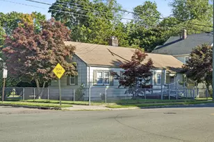 1720 Capitol Ave, Bridgeport, CT 06604 - Photo 2