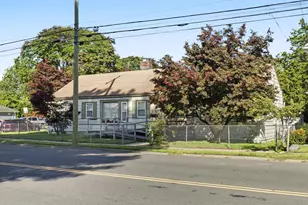 1720 Capitol Ave, Bridgeport, CT 06604 - Photo 4