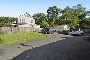 1720 Capitol Ave, Bridgeport, CT 06604 - Photo 6