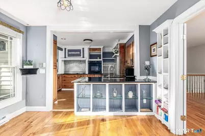 8 Royal Road, Danbury, CT 06811 - Photo 10